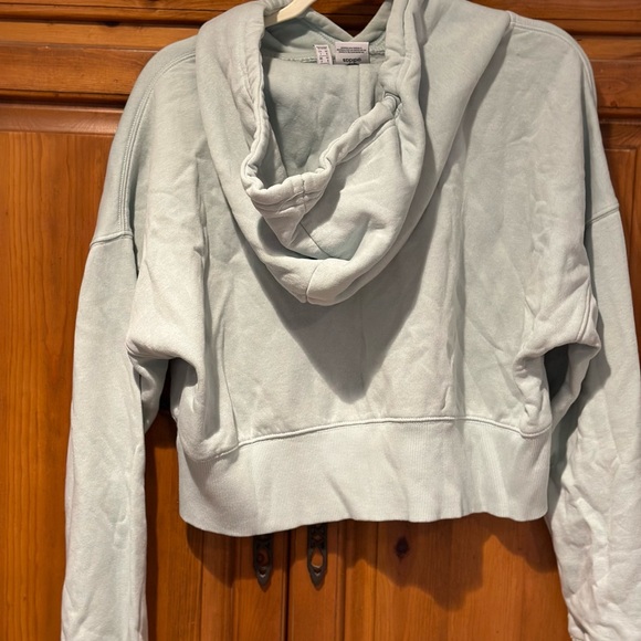 Mint green adidas cropped hooded pullover. - Picture 5 of 7